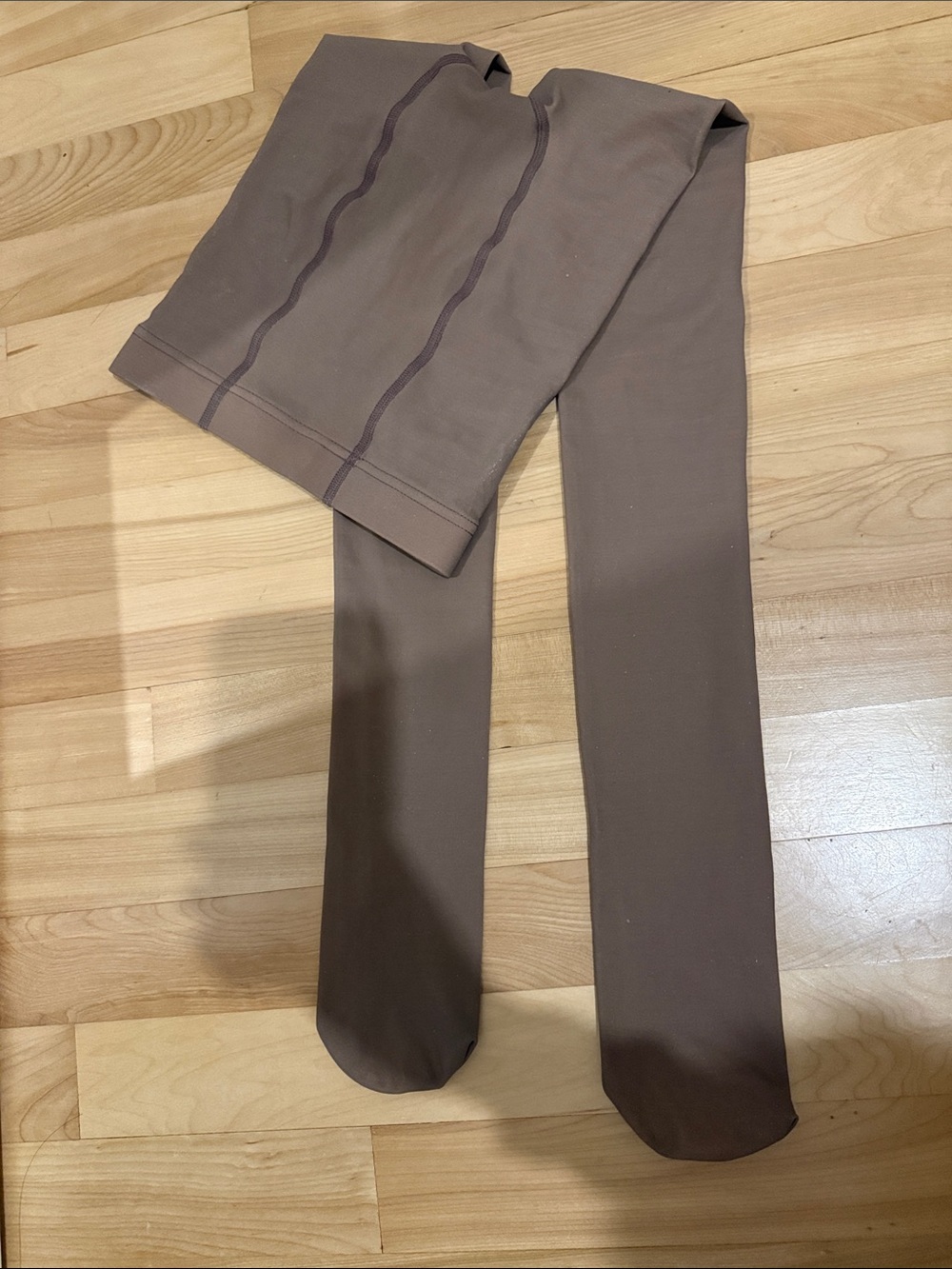 *FREE W PURCHASE* Light Brown stockings (no fleece)
